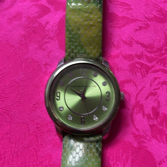 Isaac Mizrah Watch. - Picture 2 of 5